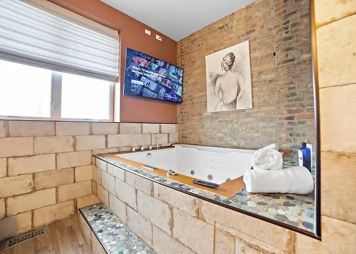Mid-century Gem Steps From United Center